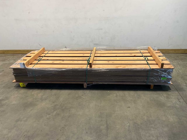 Thermowood ayous rib5 gevelbekleding 300x13,8x2,1 cm (25x) - afbeelding 1 van  6