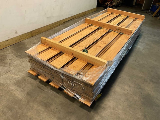 Thermowood ayous rib5 gevelbekleding 300x13,8x2,1 cm (44x) - afbeelding 4 van  6