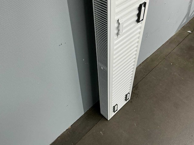 Thermrad - compact 4 plus - radiator 180 x 22 x 30 cm - afbeelding 4 van  13