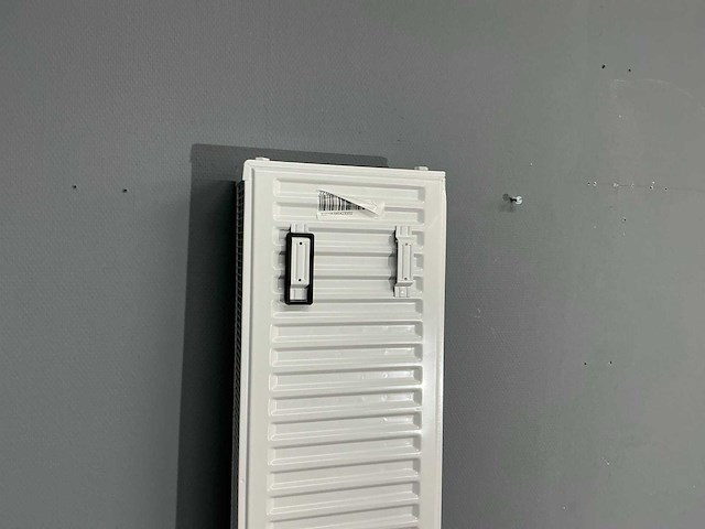 Thermrad - compact 4 plus - radiator 180 x 22 x 30 cm - afbeelding 13 van  13