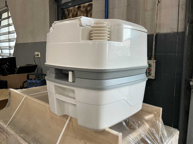 Thetford 165 porta potti - afbeelding 3 van  5