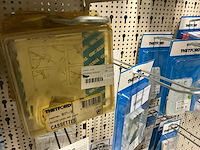 Thetford partij toilet en vuilwatertank onderdelen - afbeelding 18 van  40