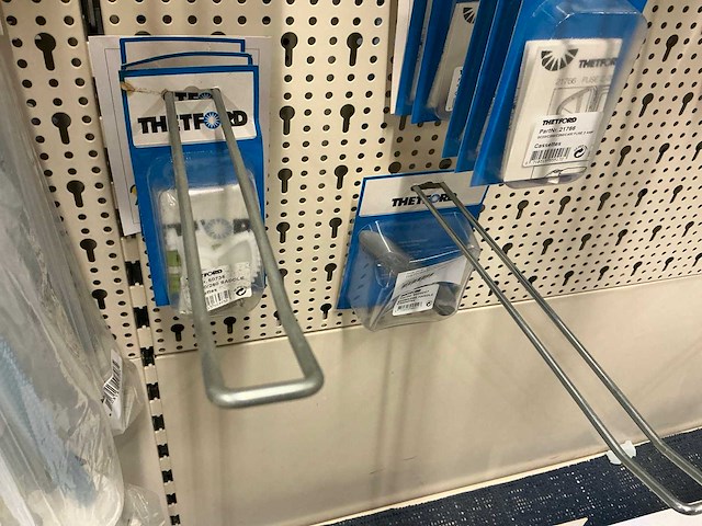 Thetford partij toilet en vuilwatertank onderdelen - afbeelding 21 van  40