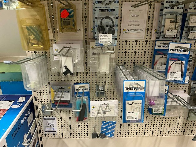 Thetford partij toilet en vuilwatertank onderdelen - afbeelding 34 van  40