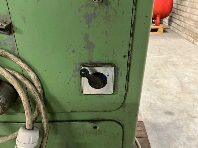 Thiel produro 115 vijlmachine - afbeelding 1 van  2