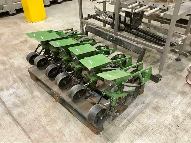 Thilot holland mechanische zaaimachine - afbeelding 1 van  7