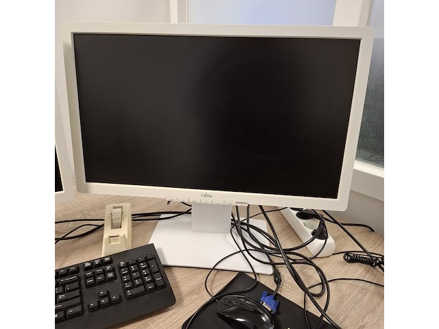 Thinkcentre met 2x monitor lenovo, 11dt, core i5 - afbeelding 8 van  8