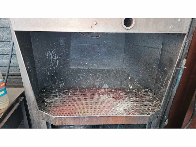 Thinner schoonmaak bak met perslucht - afbeelding 2 van  6