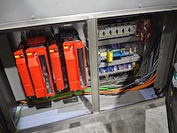 Thom - afbeelding 10 van  11