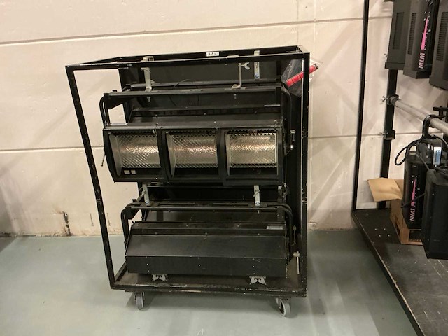 Thomas asymmetrical flood spotlight (4x) - afbeelding 1 van  4