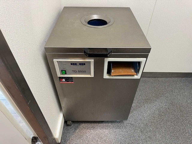 Thomas dörr - bpm td 5000 - bestek poleermachine - afbeelding 2 van  6