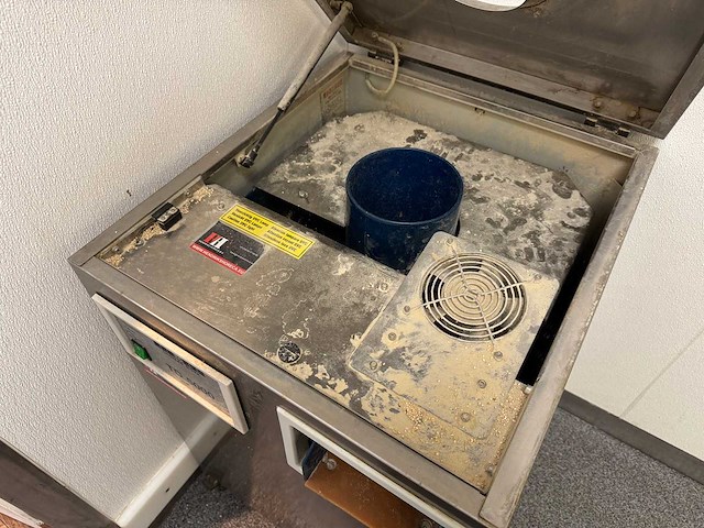 Thomas dörr - bpm td 5000 - bestek poleermachine - afbeelding 5 van  6