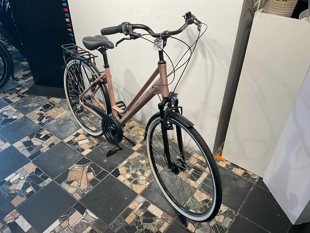 Thompson rave 2025 damesfiets 19” - afbeelding 1 van  9
