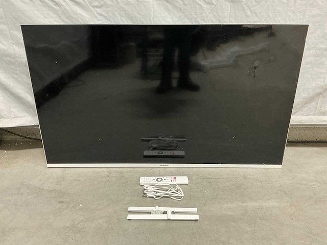 Thomson 50ua5s13w televisie - afbeelding 4 van  5