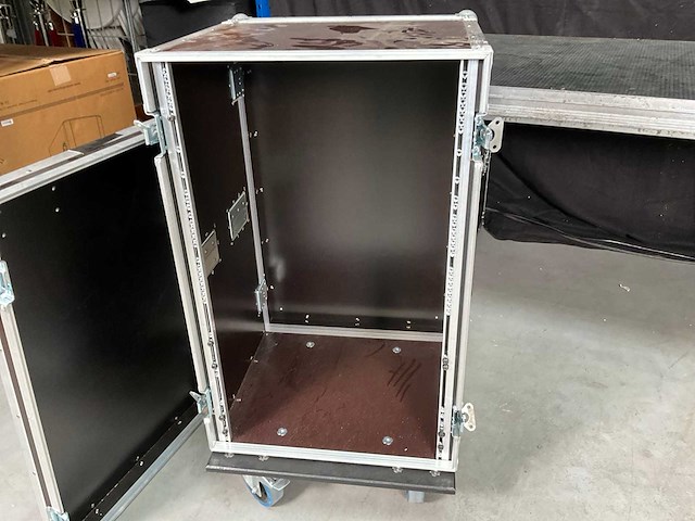 Thon 18 he rackcase - afbeelding 5 van  7