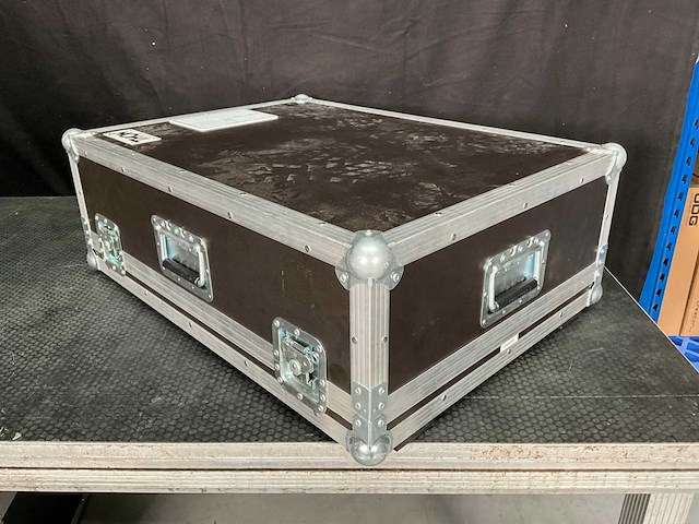 Thon yamaha tf1 flightcase voor mengtafel - afbeelding 1 van  3
