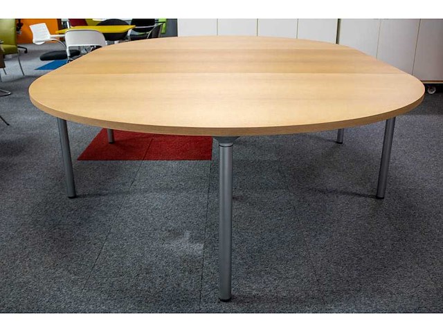 Thonet - ovaal - vergadertafel - afbeelding 2 van  6