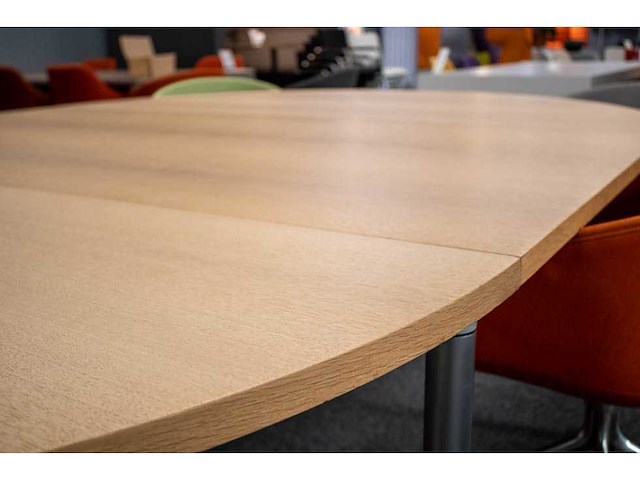 Thonet - ovaal - vergadertafel - afbeelding 4 van  6