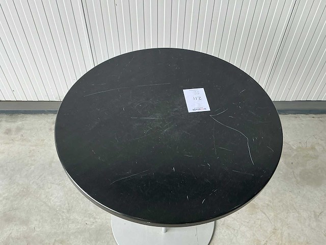 Thonet tafel ø70cm - afbeelding 2 van  4