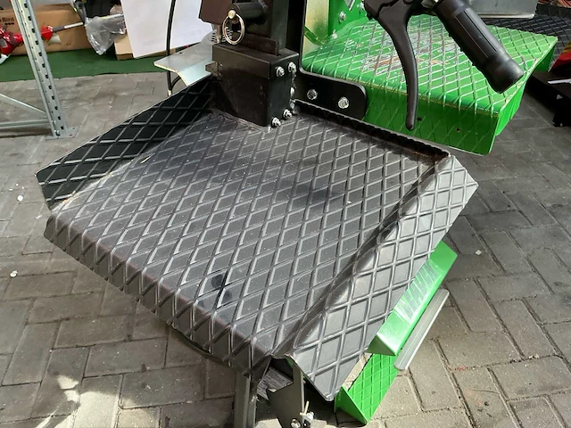 Thor - 2023 - mignon eco 9 t - kloofmachine - afbeelding 8 van  17