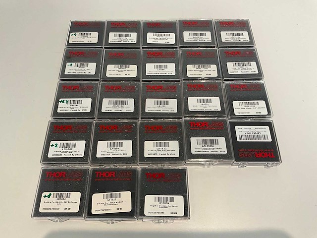 Thorlabs diverse optische testartikelen (23x) - afbeelding 1 van  3