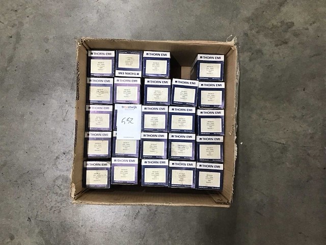 Thorn emi studiolampen (24x) - afbeelding 2 van  2