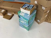 Thorn-zumtobel kantoor verlichting partij - afbeelding 17 van  21