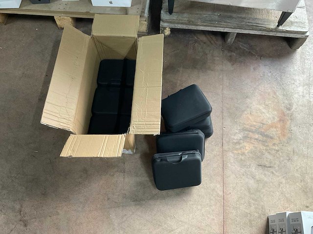 Three camera drones (9x) - afbeelding 4 van  6