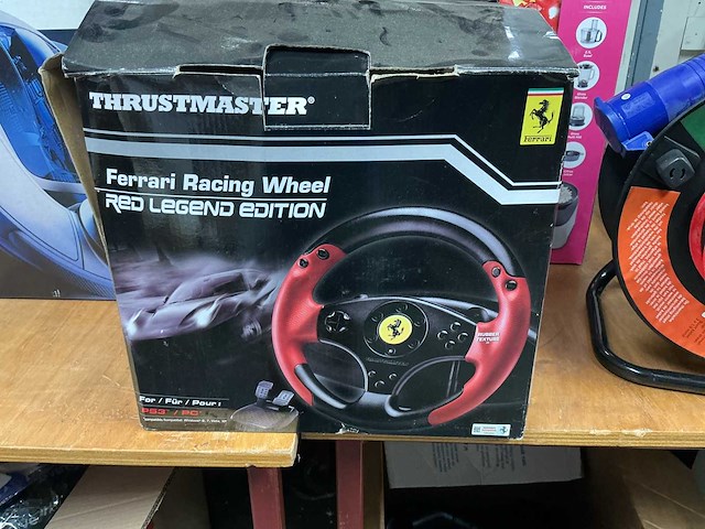 Thrustmaster gamestuur - afbeelding 1 van  3
