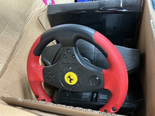 Thrustmaster gamestuur - afbeelding 2 van  3