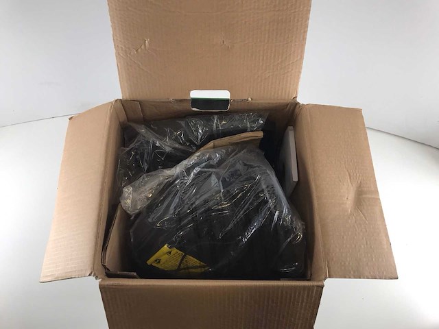 Thrustmaster mix model racing wheels & flight sticks (defect) - check description (6x) - afbeelding 2 van  39