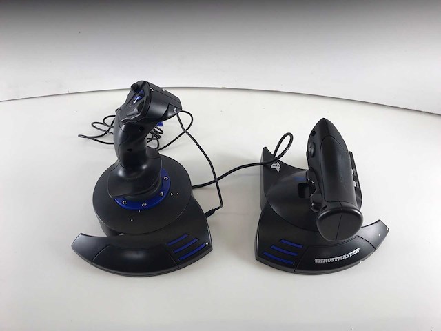 Thrustmaster mix model racing wheels & flight sticks (defect) - check description (6x) - afbeelding 28 van  39