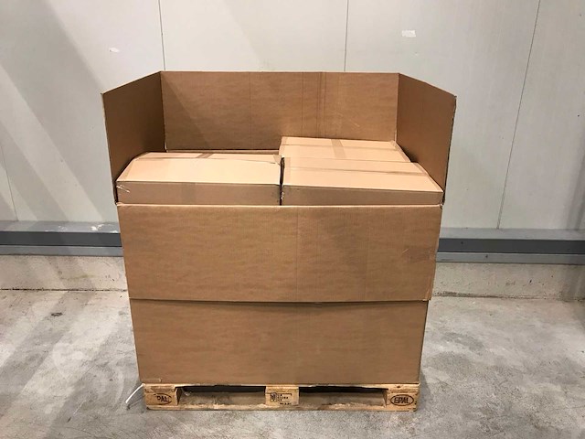 Thrustmaster mixed model of defect racing wheels & controllers for xbox, windows & playstation - check description (30x) - afbeelding 1 van  26