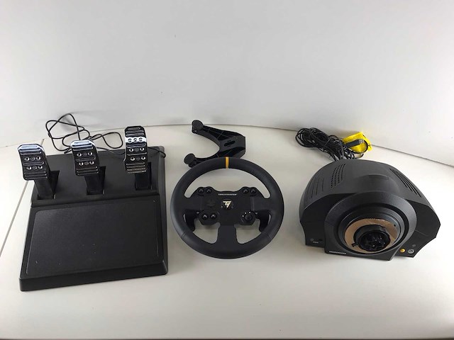Thrustmaster mixed model of defect racing wheels for xbox one, windows & playstation - check description (21x) - afbeelding 22 van  25