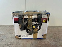 Thrustmaster t80 ferrari 488 gtb racestuur - afbeelding 2 van  7