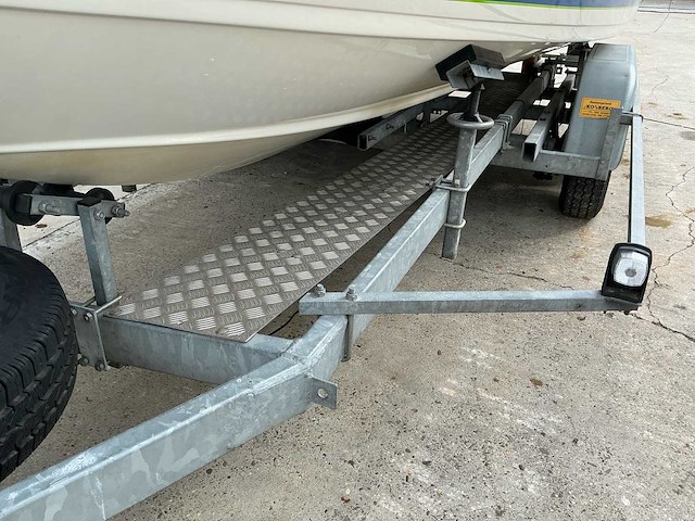 Thuderbird falcon 1800 cb speedboot - afbeelding 8 van  37