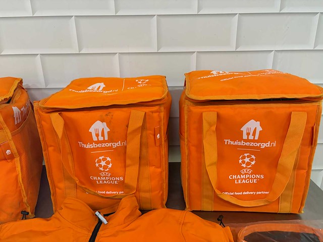 Thuisbezorgd items (6x) - afbeelding 3 van  5