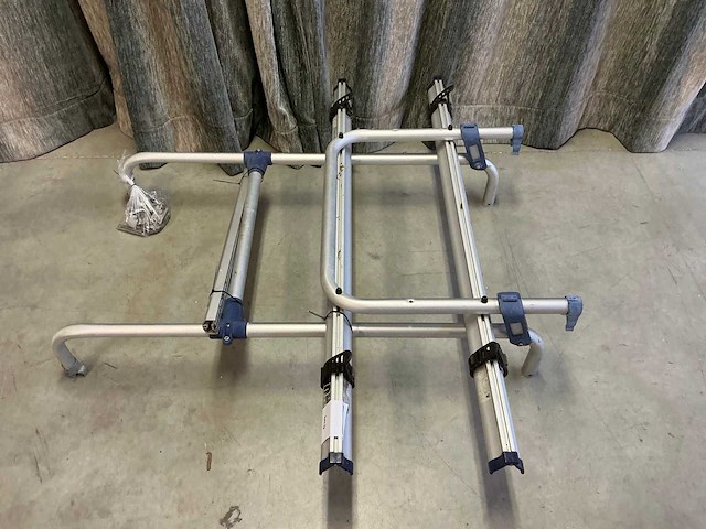 Thule dak fietsendrager - afbeelding 2 van  3