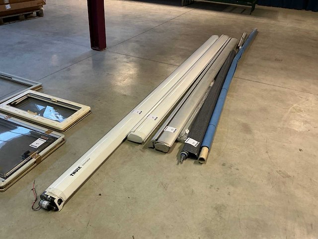 Thule en fiamma luifel (4x) - afbeelding 1 van  6