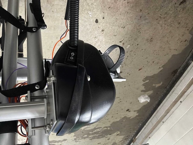 Thule lift v16 fietsendrager - afbeelding 5 van  5