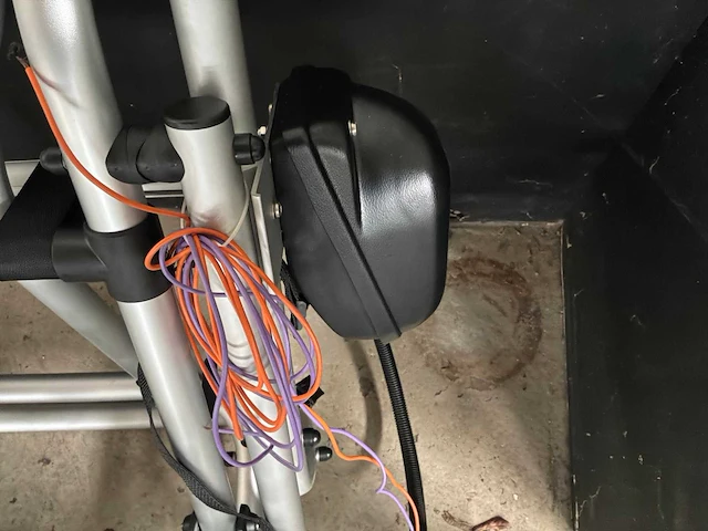 Thule lift v16 fietsendrager - afbeelding 4 van  5