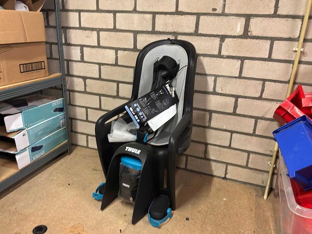 Thule ride along kinderzitje - afbeelding 1 van  4