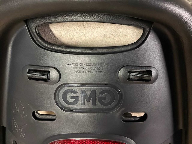 Thule yepp maxi essay fit kinderzitje - afbeelding 2 van  4