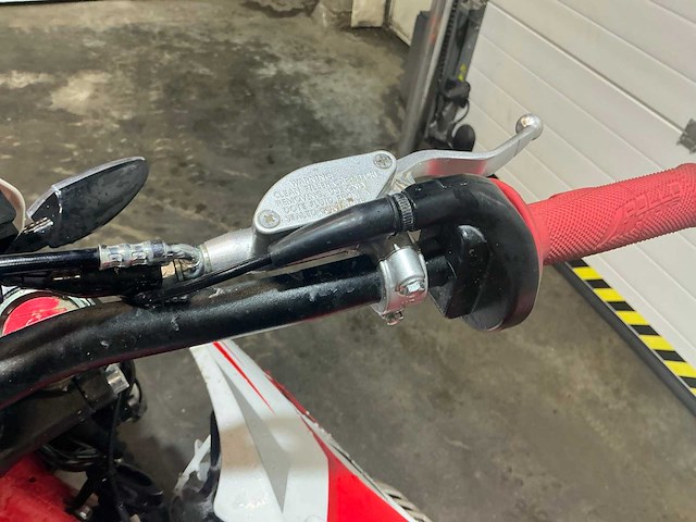 Thunder ultra 300 four stroke motorfiets - afbeelding 11 van  21