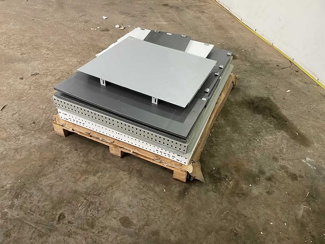 Thyssen krupp - 2015 - liftdeurinstallatie - afbeelding 60 van  63