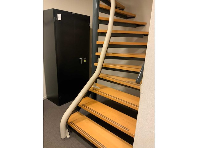 Thyssenkrupp flow 2 traplift - afbeelding 2 van  14