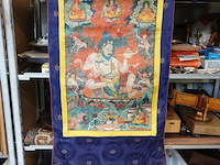 Tibetaanse thangka-schildering op textiel, voorstellend de mahasiddha saraha - afbeelding 1 van  5