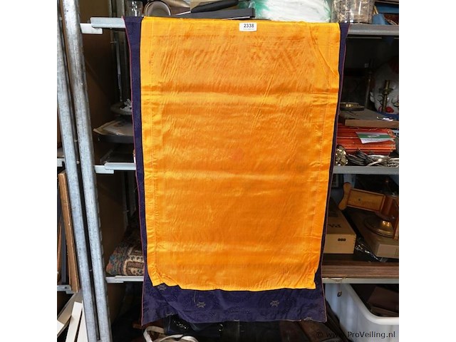 Tibetaanse thangka-schildering op textiel, voorstellend de mahasiddha saraha - afbeelding 5 van  5