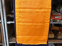 Tibetaanse thangka-schildering op textiel, voorstellend de mahasiddha saraha - afbeelding 5 van  5
