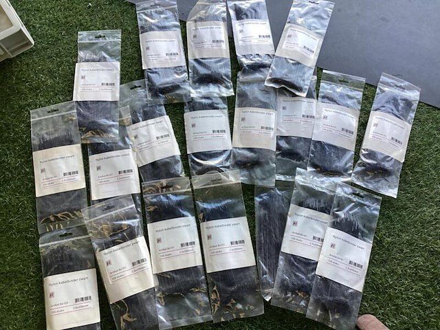 Tie wraps - afbeelding 2 van  4